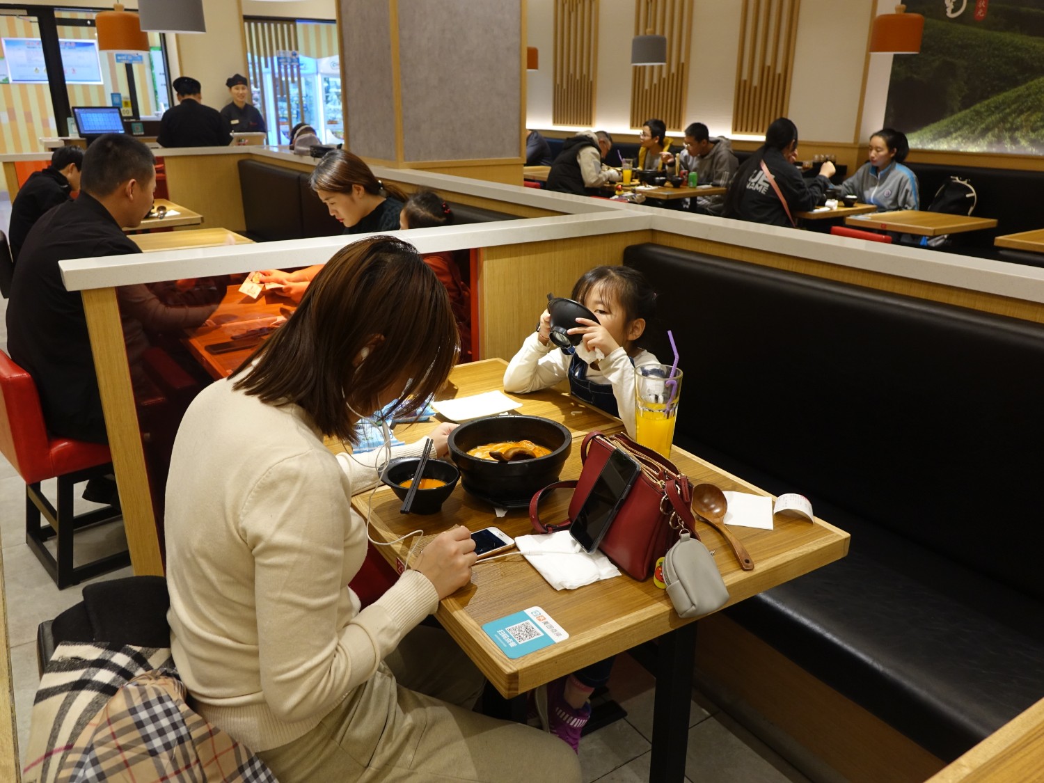 這里一站式開店服務(wù)讓您安心、放心的開啟悠然的創(chuàng)業(yè)之路！