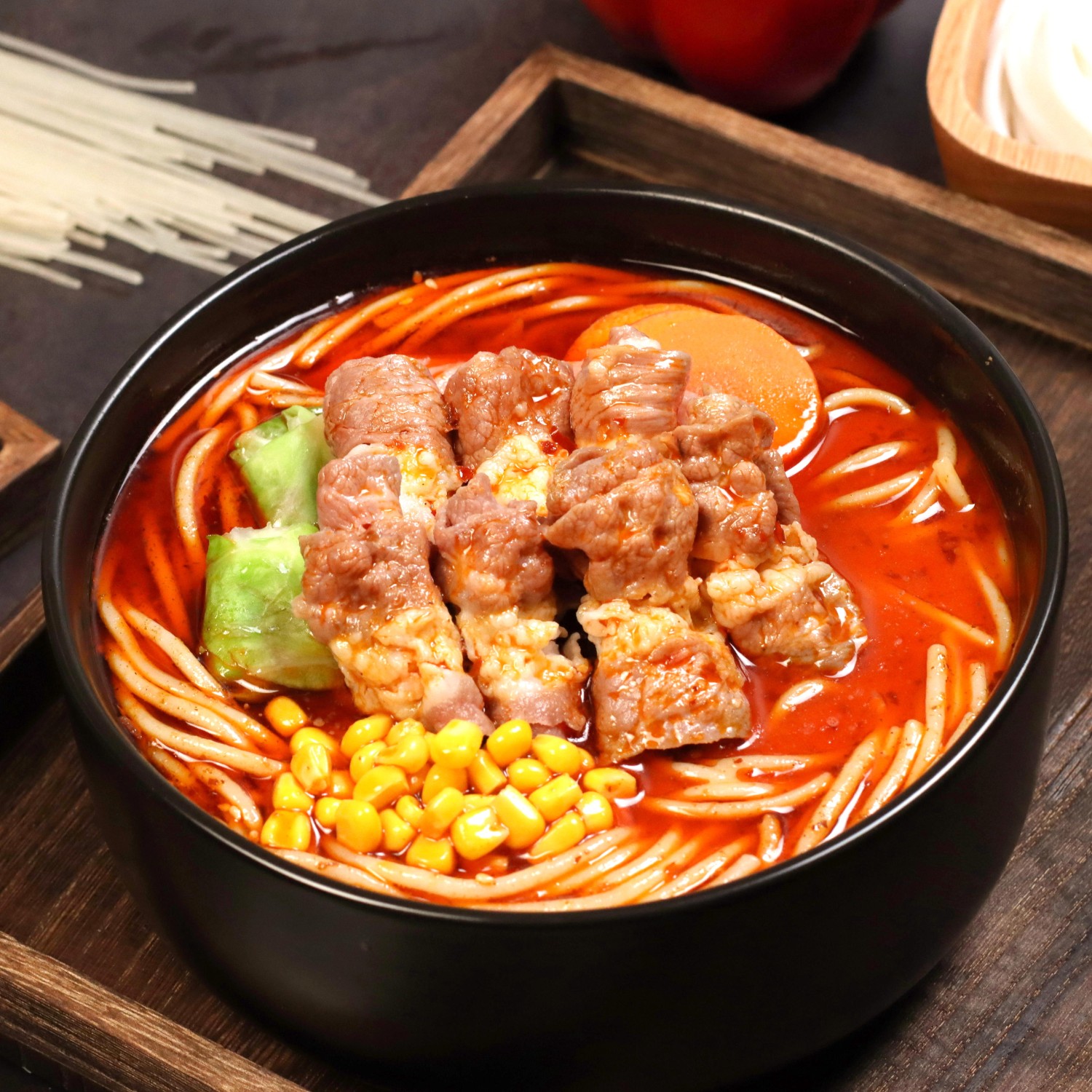 定期產(chǎn)品更新，標(biāo)準(zhǔn)化出品流程